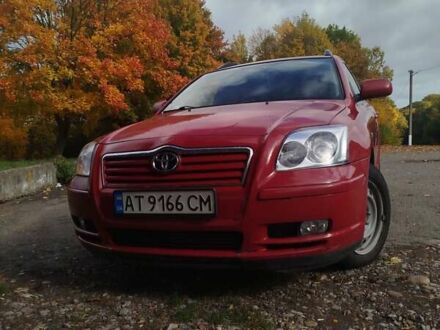 Красный Тойота Авенсис, объемом двигателя 2 л и пробегом 467 тыс. км за 4700 $, фото 1 на Automoto.ua