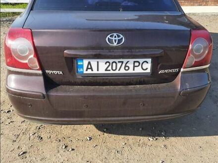 Тойота Авенсіс 2008 у Києві на Automoto.ua Червоний Тойота Авенсіс, об'ємом двигуна 1.8 л та пробігом 325 тис. км за 6000 $, фото 1 на Automoto.ua