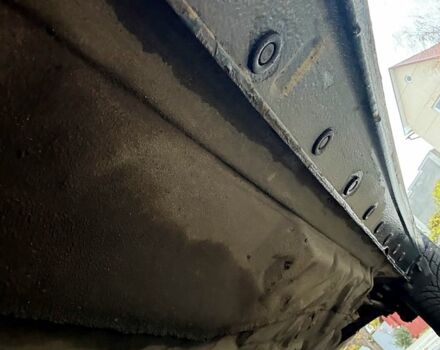 Тойота Авенсис, объемом двигателя 1.8 л и пробегом 220 тыс. км за 3999 $, фото 12 на Automoto.ua