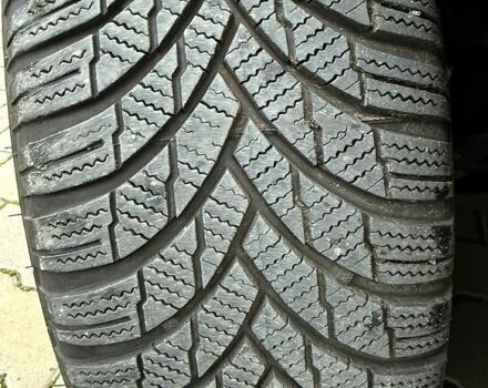 Тойота Авенсис, объемом двигателя 1.8 л и пробегом 220 тыс. км за 3999 $, фото 13 на Automoto.ua