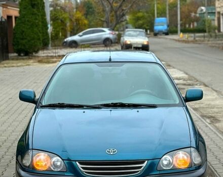 Тойота Авенсис, объемом двигателя 1.8 л и пробегом 220 тыс. км за 3999 $, фото 1 на Automoto.ua