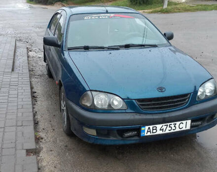 Тойота Авенсис, объемом двигателя 1.6 л и пробегом 290 тыс. км за 2999 $, фото 2 на Automoto.ua