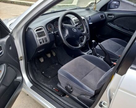 Тойота Авенсис, объемом двигателя 18 л и пробегом 200 тыс. км за 3600 $, фото 6 на Automoto.ua