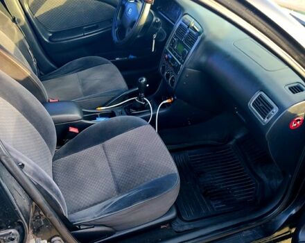 Тойота Авенсис, объемом двигателя 1.8 л и пробегом 370 тыс. км за 3499 $, фото 7 на Automoto.ua