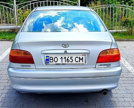 Тойота Авенсис, объемом двигателя 1.8 л и пробегом 261 тыс. км за 3300 $, фото 2 на Automoto.ua