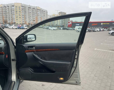 Тойота Авенсіс, об'ємом двигуна 1.8 л та пробігом 234 тис. км за 5250 $, фото 26 на Automoto.ua