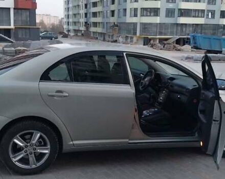 Тойота Авенсис, объемом двигателя 1.8 л и пробегом 235 тыс. км за 4900 $, фото 4 на Automoto.ua