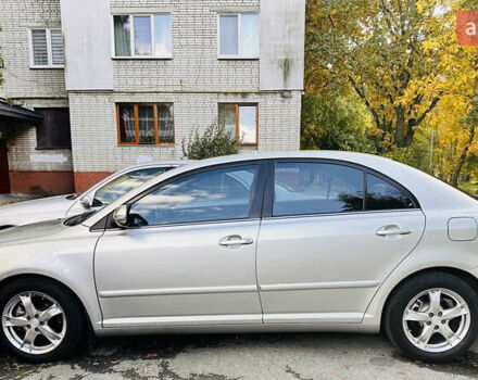 Тойота Авенсис, объемом двигателя 2 л и пробегом 71 тыс. км за 13500 $, фото 6 на Automoto.ua