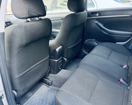 Тойота Авенсис, объемом двигателя 2 л и пробегом 71 тыс. км за 13500 $, фото 11 на Automoto.ua