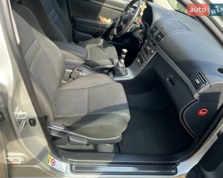 Тойота Авенсис, объемом двигателя 2.23 л и пробегом 270 тыс. км за 6800 $, фото 7 на Automoto.ua