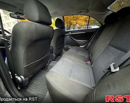 Тойота Авенсис, объемом двигателя 2 л и пробегом 260 тыс. км за 6900 $, фото 11 на Automoto.ua