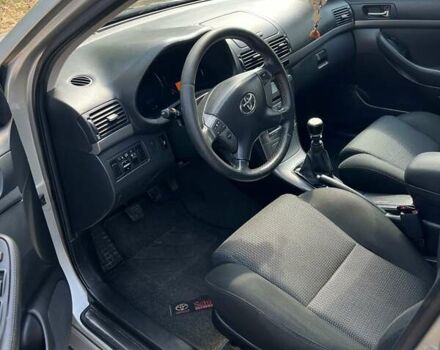 Тойота Авенсис, объемом двигателя 2.23 л и пробегом 270 тыс. км за 6800 $, фото 11 на Automoto.ua