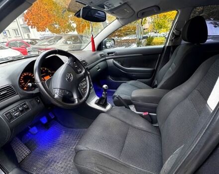 Тойота Авенсис, объемом двигателя 2 л и пробегом 260 тыс. км за 6900 $, фото 7 на Automoto.ua