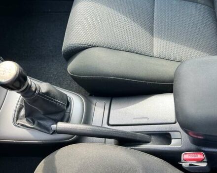 Тойота Авенсис, объемом двигателя 2.23 л и пробегом 270 тыс. км за 6800 $, фото 27 на Automoto.ua