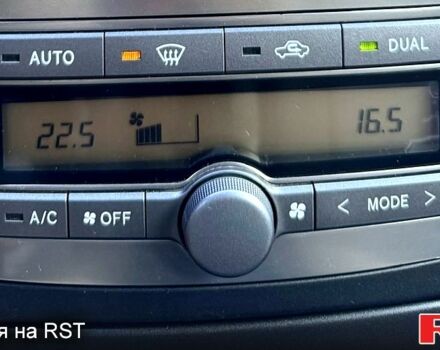 Тойота Авенсис, объемом двигателя 1.8 л и пробегом 248 тыс. км за 7150 $, фото 6 на Automoto.ua