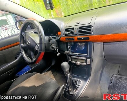 Тойота Авенсис, объемом двигателя 1.8 л и пробегом 200 тыс. км за 6600 $, фото 5 на Automoto.ua