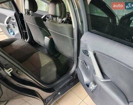 Тойота Авенсис, объемом двигателя 1.8 л и пробегом 252 тыс. км за 10500 $, фото 28 на Automoto.ua