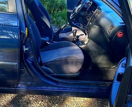 Тойота Авенсис, объемом двигателя 2 л и пробегом 327 тыс. км за 2700 $, фото 7 на Automoto.ua