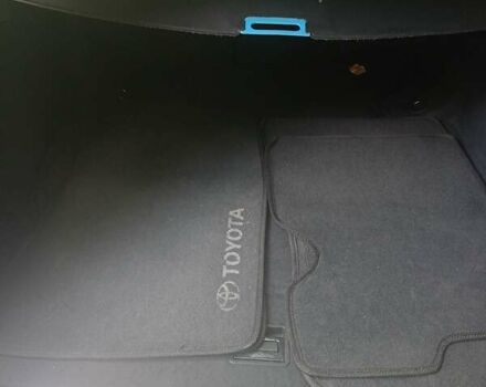 Тойота Авенсіс, об'ємом двигуна 2 л та пробігом 260 тис. км за 6100 $, фото 11 на Automoto.ua