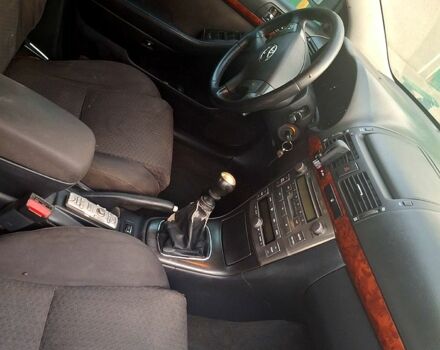 Тойота Авенсис, объемом двигателя 2.2 л и пробегом 340 тыс. км за 4800 $, фото 5 на Automoto.ua