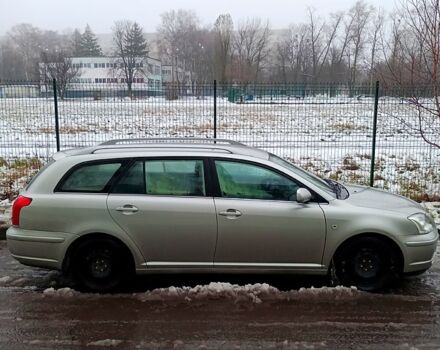 Тойота Авенсис, объемом двигателя 1.8 л и пробегом 200 тыс. км за 5500 $, фото 4 на Automoto.ua