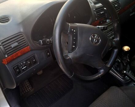 Тойота Авенсис, объемом двигателя 2.2 л и пробегом 340 тыс. км за 4800 $, фото 3 на Automoto.ua