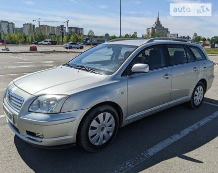 Тойота Авенсис, объемом двигателя 1.8 л и пробегом 416 тыс. км за 6100 $, фото 2 на Automoto.ua