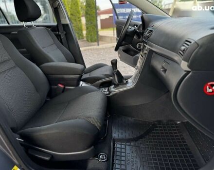 Тойота Авенсис, объемом двигателя 1.8 л и пробегом 219 тыс. км за 7000 $, фото 29 на Automoto.ua