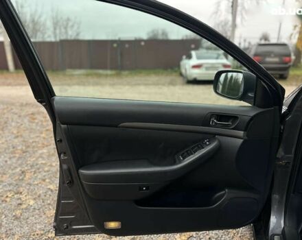 Тойота Авенсіс, об'ємом двигуна 1.8 л та пробігом 219 тис. км за 6700 $, фото 18 на Automoto.ua