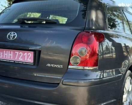Тойота Авенсис, объемом двигателя 1.8 л и пробегом 219 тыс. км за 7000 $, фото 15 на Automoto.ua