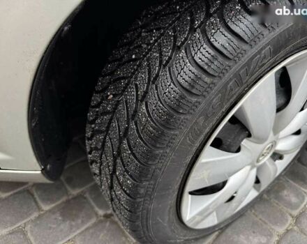 Тойота Авенсис, объемом двигателя 1.8 л и пробегом 229 тыс. км за 6500 $, фото 3 на Automoto.ua