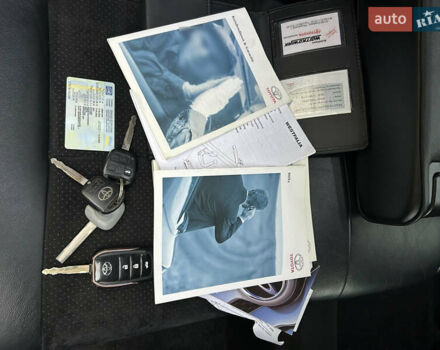 Тойота Авенсис, объемом двигателя 2.2 л и пробегом 320 тыс. км за 6200 $, фото 29 на Automoto.ua