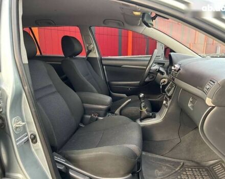 Тойота Авенсис, объемом двигателя 2 л и пробегом 323 тыс. км за 6990 $, фото 8 на Automoto.ua