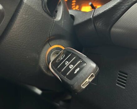 Тойота Авенсис, объемом двигателя 2.2 л и пробегом 320 тыс. км за 6200 $, фото 4 на Automoto.ua