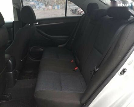 Тойота Авенсіс, об'ємом двигуна 0 л та пробігом 192 тис. км за 7900 $, фото 19 на Automoto.ua