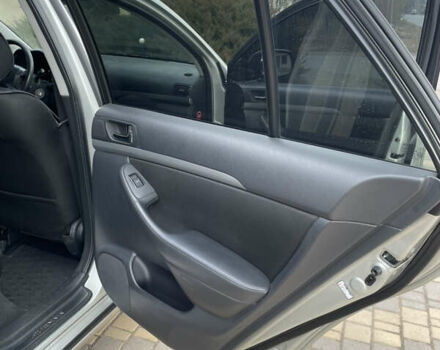 Тойота Авенсіс, об'ємом двигуна 2.2 л та пробігом 265 тис. км за 7600 $, фото 23 на Automoto.ua