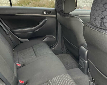 Тойота Авенсіс, об'ємом двигуна 2.2 л та пробігом 265 тис. км за 7600 $, фото 18 на Automoto.ua