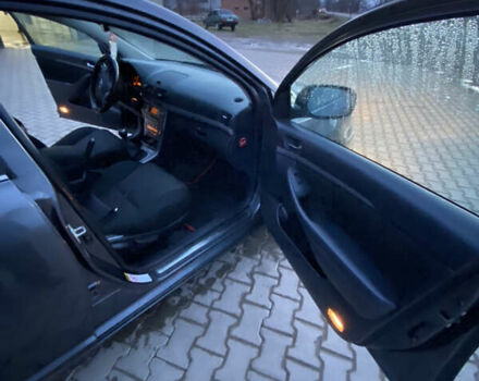 Тойота Авенсіс, об'ємом двигуна 2.23 л та пробігом 240 тис. км за 6100 $, фото 23 на Automoto.ua