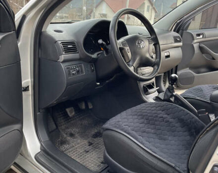 Тойота Авенсіс, об'ємом двигуна 2.2 л та пробігом 265 тис. км за 7600 $, фото 25 на Automoto.ua