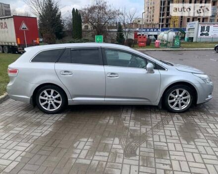 Тойота Авенсіс, об'ємом двигуна 2 л та пробігом 241 тис. км за 8500 $, фото 3 на Automoto.ua