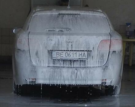 Тойота Авенсіс, об'ємом двигуна 1.6 л та пробігом 175 тис. км за 9000 $, фото 3 на Automoto.ua