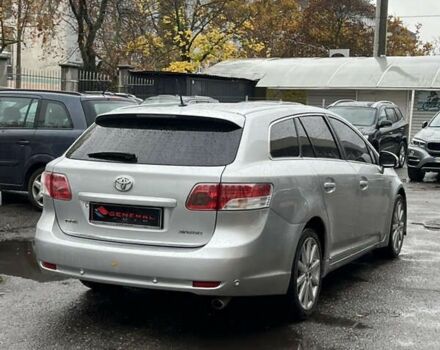 Тойота Авенсис, объемом двигателя 2.2 л и пробегом 210 тыс. км за 9200 $, фото 7 на Automoto.ua