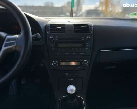 Тойота Авенсис, объемом двигателя 1.6 л и пробегом 272 тыс. км за 8500 $, фото 28 на Automoto.ua