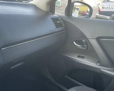 Тойота Авенсіс, об'ємом двигуна 2.23 л та пробігом 302 тис. км за 7700 $, фото 68 на Automoto.ua