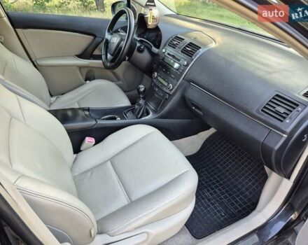 Тойота Авенсіс, об'ємом двигуна 2 л та пробігом 228 тис. км за 6800 $, фото 10 на Automoto.ua