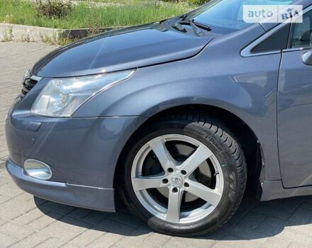 Тойота Авенсис, объемом двигателя 2.2 л и пробегом 203 тыс. км за 10990 $, фото 8 на Automoto.ua