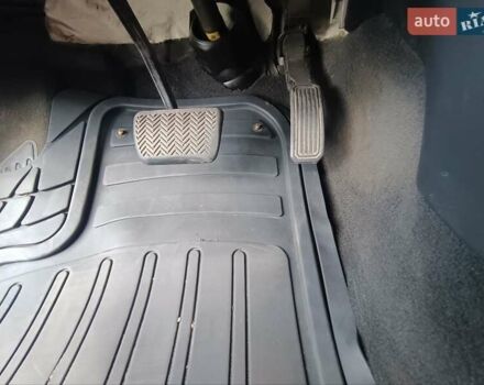 Тойота Авенсис, объемом двигателя 2.2 л и пробегом 230 тыс. км за 8500 $, фото 25 на Automoto.ua