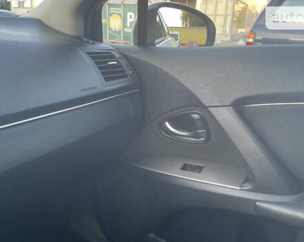 Тойота Авенсіс, об'ємом двигуна 2.23 л та пробігом 302 тис. км за 7700 $, фото 9 на Automoto.ua