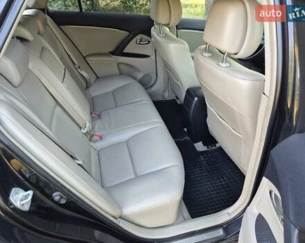 Тойота Авенсіс, об'ємом двигуна 2 л та пробігом 228 тис. км за 6800 $, фото 11 на Automoto.ua