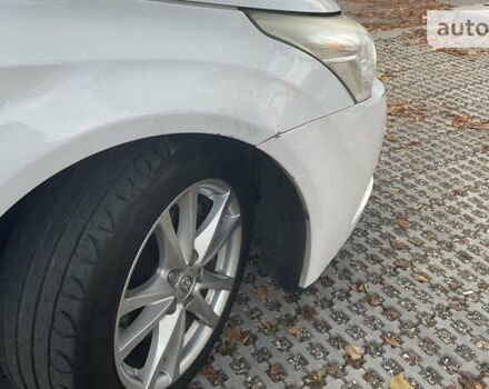 Тойота Авенсіс, об'ємом двигуна 2.23 л та пробігом 302 тис. км за 7700 $, фото 3 на Automoto.ua